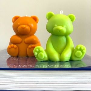 Teddy bear birthday candle